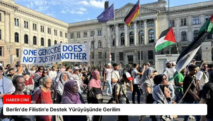 Berlin’de Filistin’e Destek Yürüyüşünde Gerilim